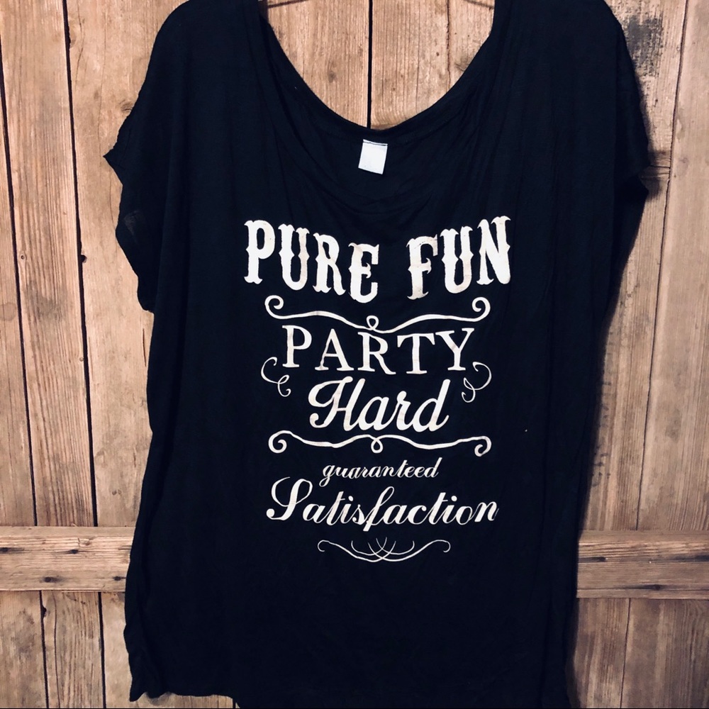 Short sleeve graphic tee